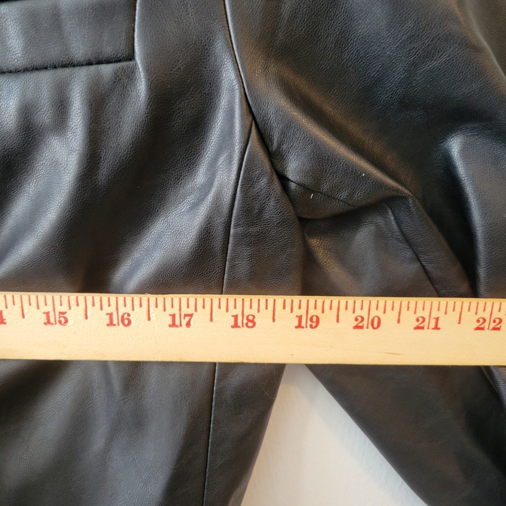 BLANKNYC Black Faux Leather Double Breasted Blazer Jacket Sz L Pockets Business - Picture 15 of 16